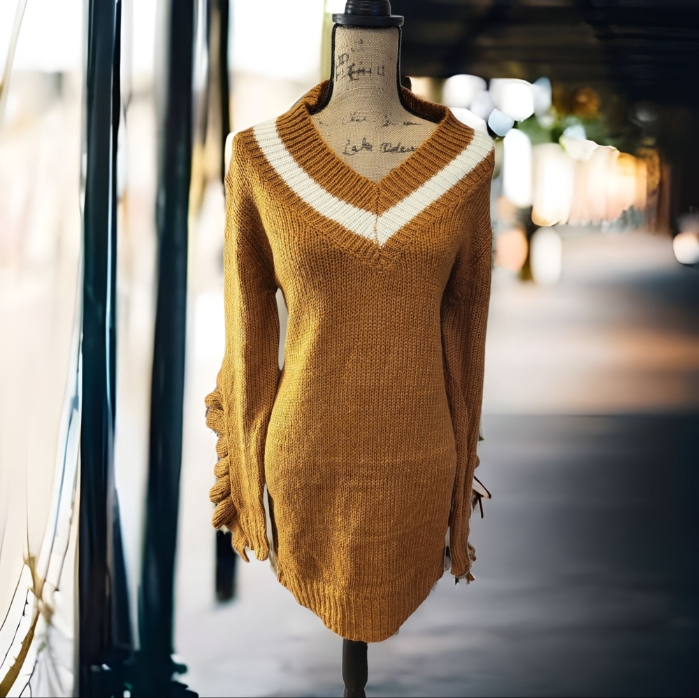 Chloah Sweater Dress with Oversized Flared Sleeves - Picture 6 of 8